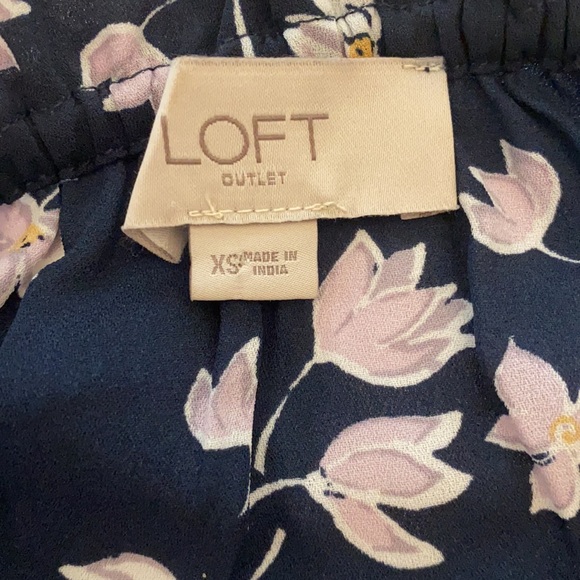 LOFT Outlet XS High Neck Tank Top - Picture 2 of 3